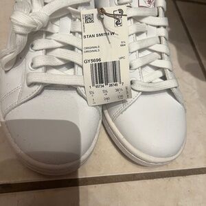 Stan Smith new size 7